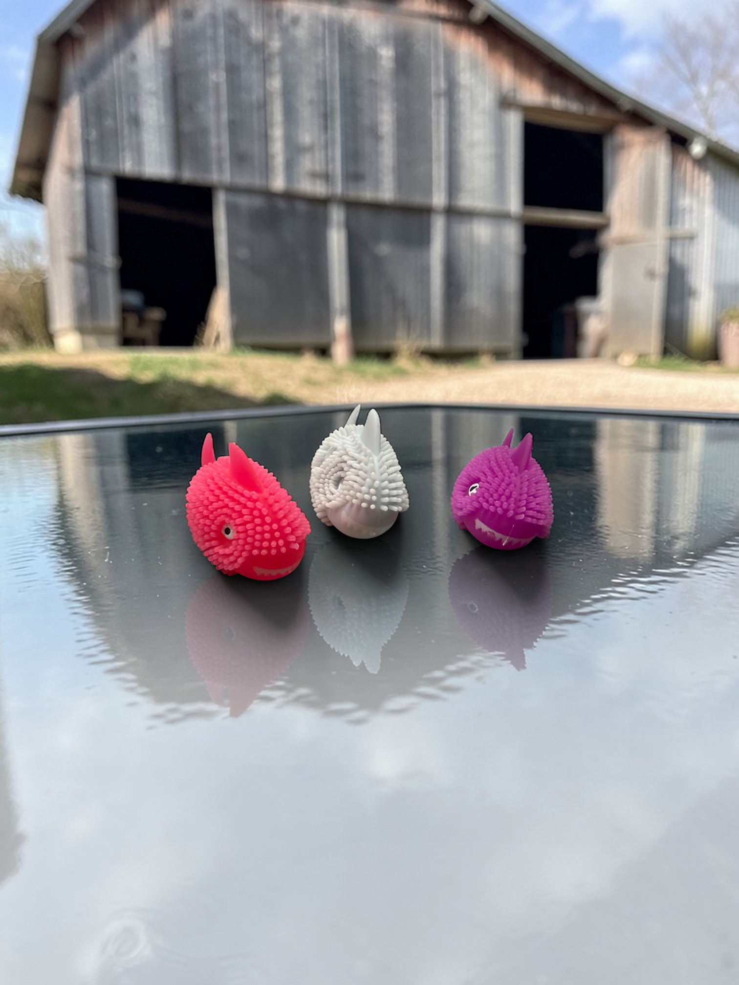 3 MINI SHARKS